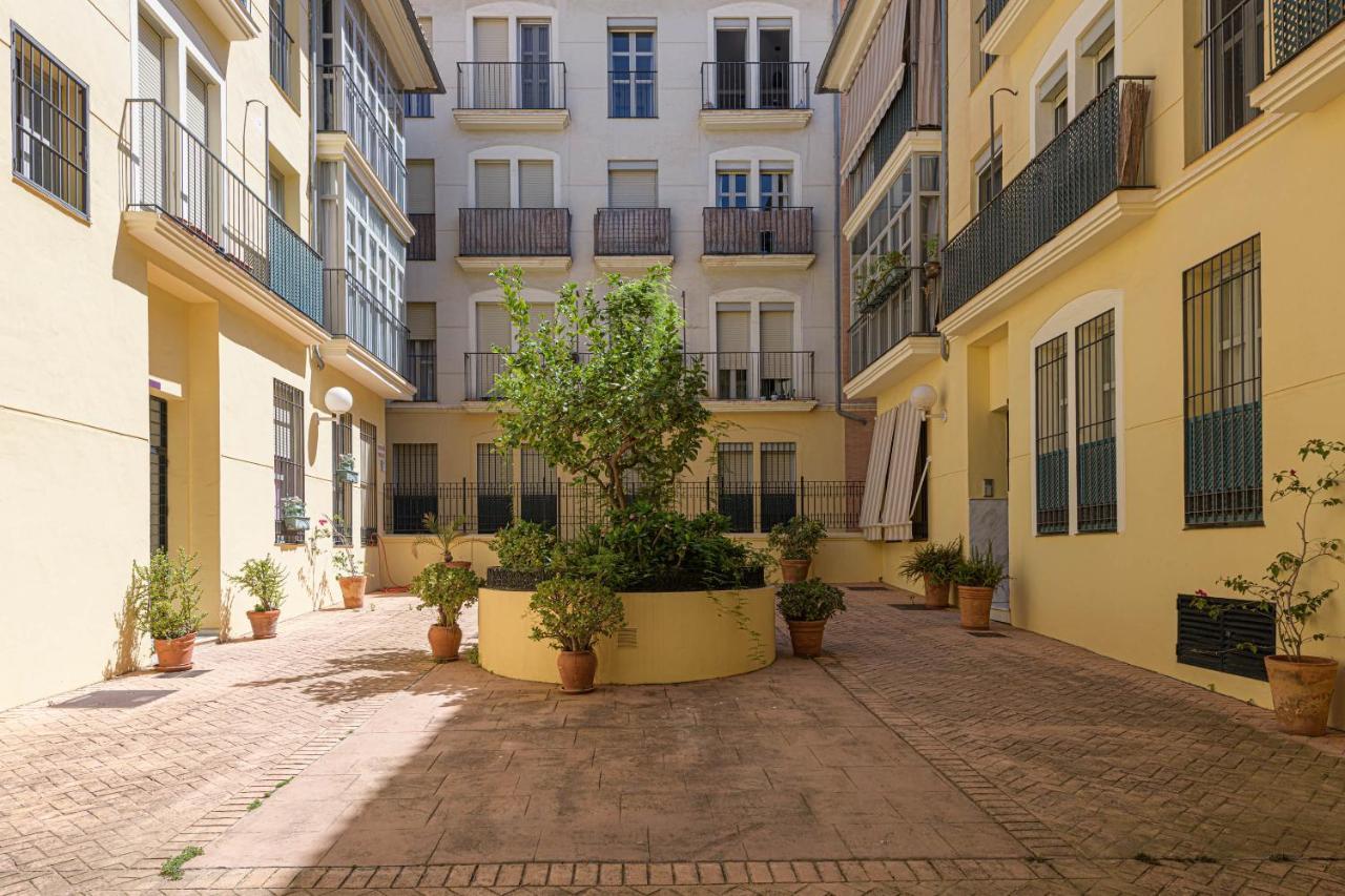 Wintowinrentals Genial Apartamento, Centrico Y Silencioso Malaga Bagian luar foto