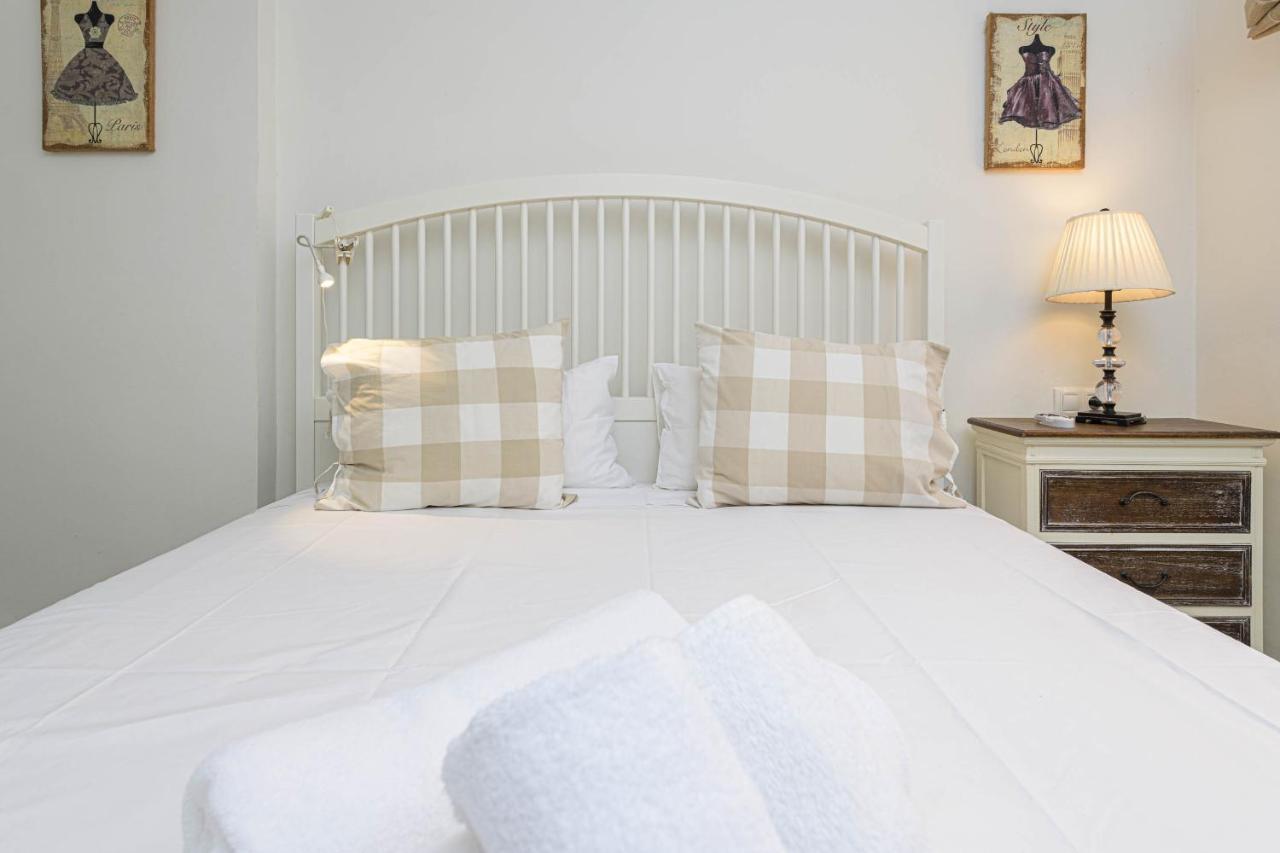 Wintowinrentals Genial Apartamento, Centrico Y Silencioso Malaga Bagian luar foto