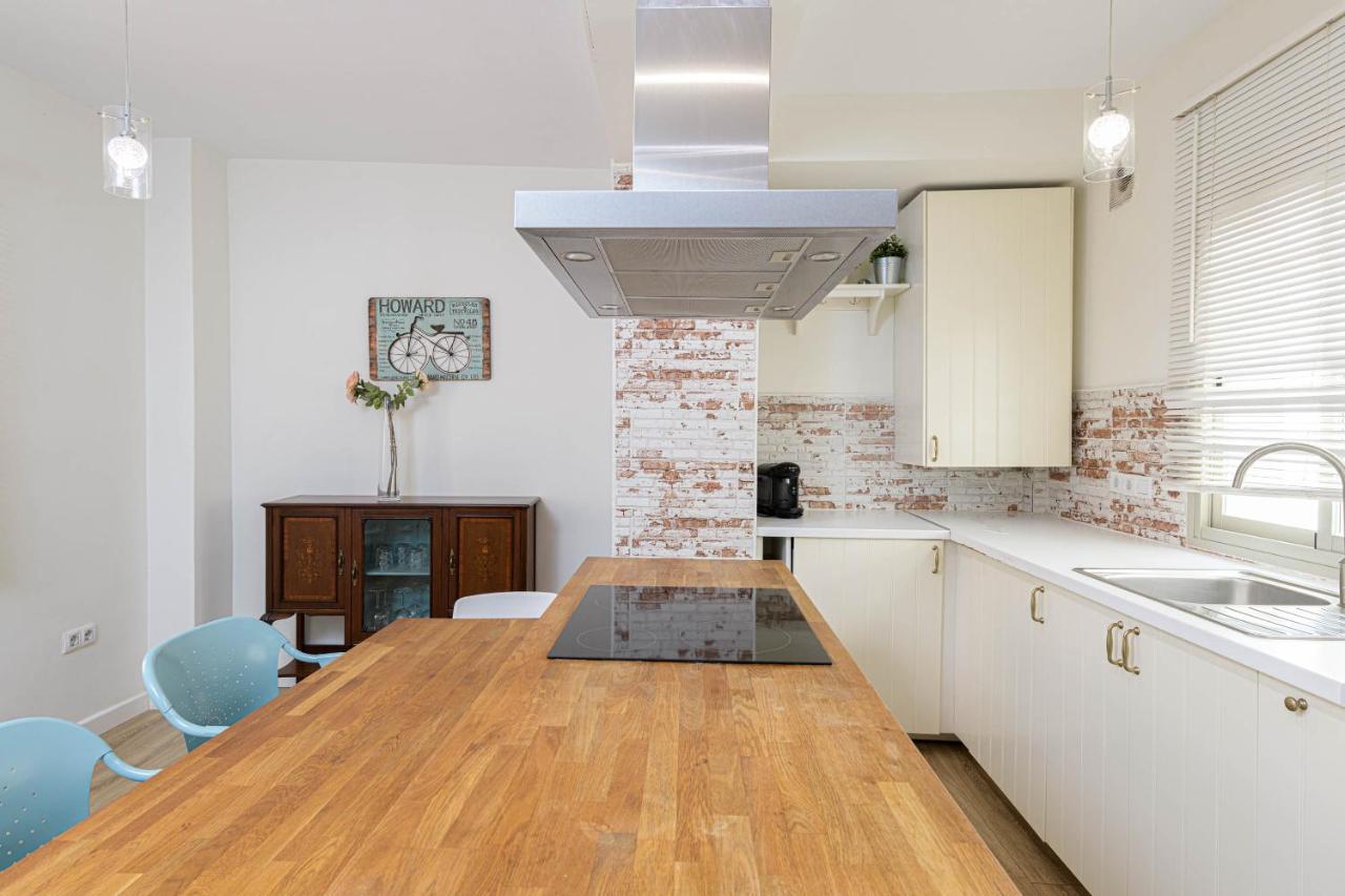 Wintowinrentals Genial Apartamento, Centrico Y Silencioso Malaga Bagian luar foto