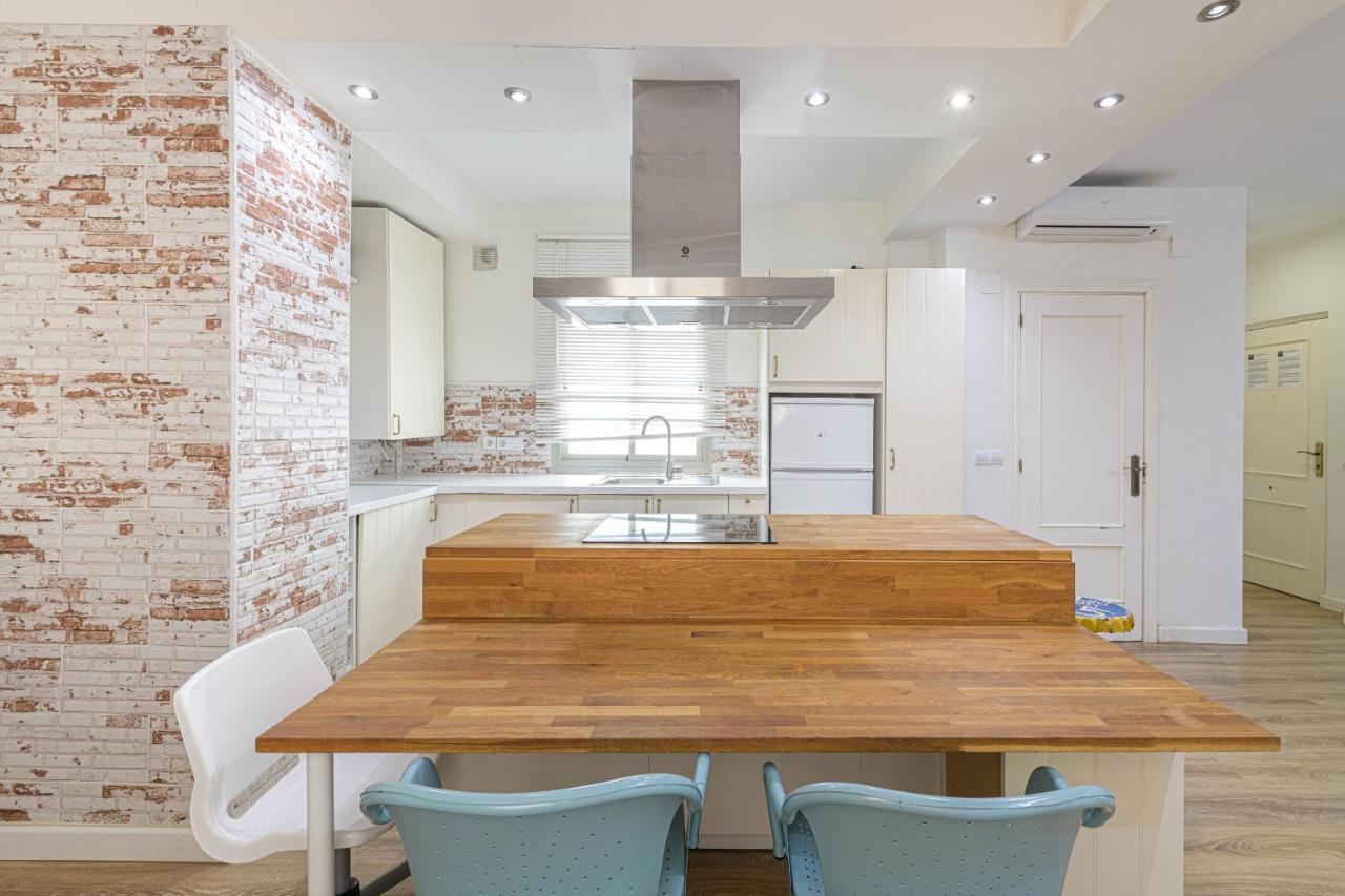 Wintowinrentals Genial Apartamento, Centrico Y Silencioso Malaga Bagian luar foto