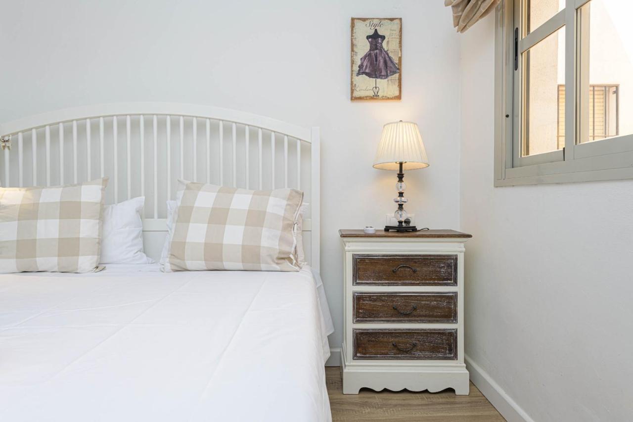 Wintowinrentals Genial Apartamento, Centrico Y Silencioso Malaga Bagian luar foto
