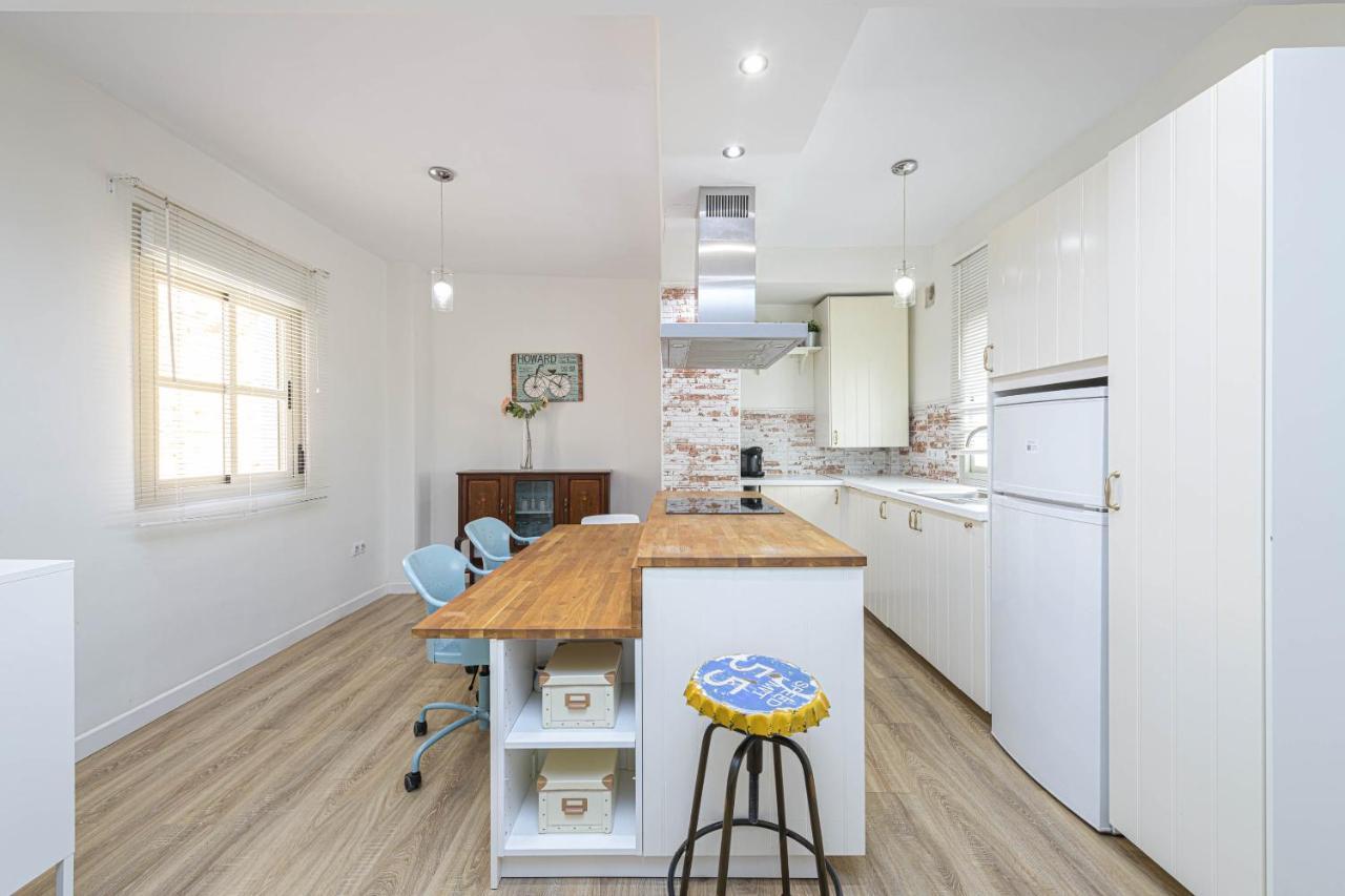 Wintowinrentals Genial Apartamento, Centrico Y Silencioso Malaga Bagian luar foto