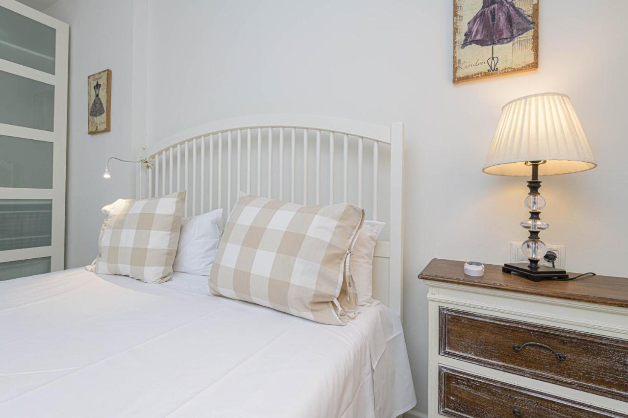 Wintowinrentals Genial Apartamento, Centrico Y Silencioso Malaga Bagian luar foto